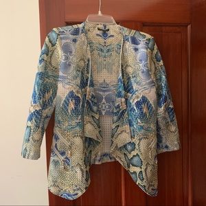 Beautiful designer shoulder padded blazer/jacket